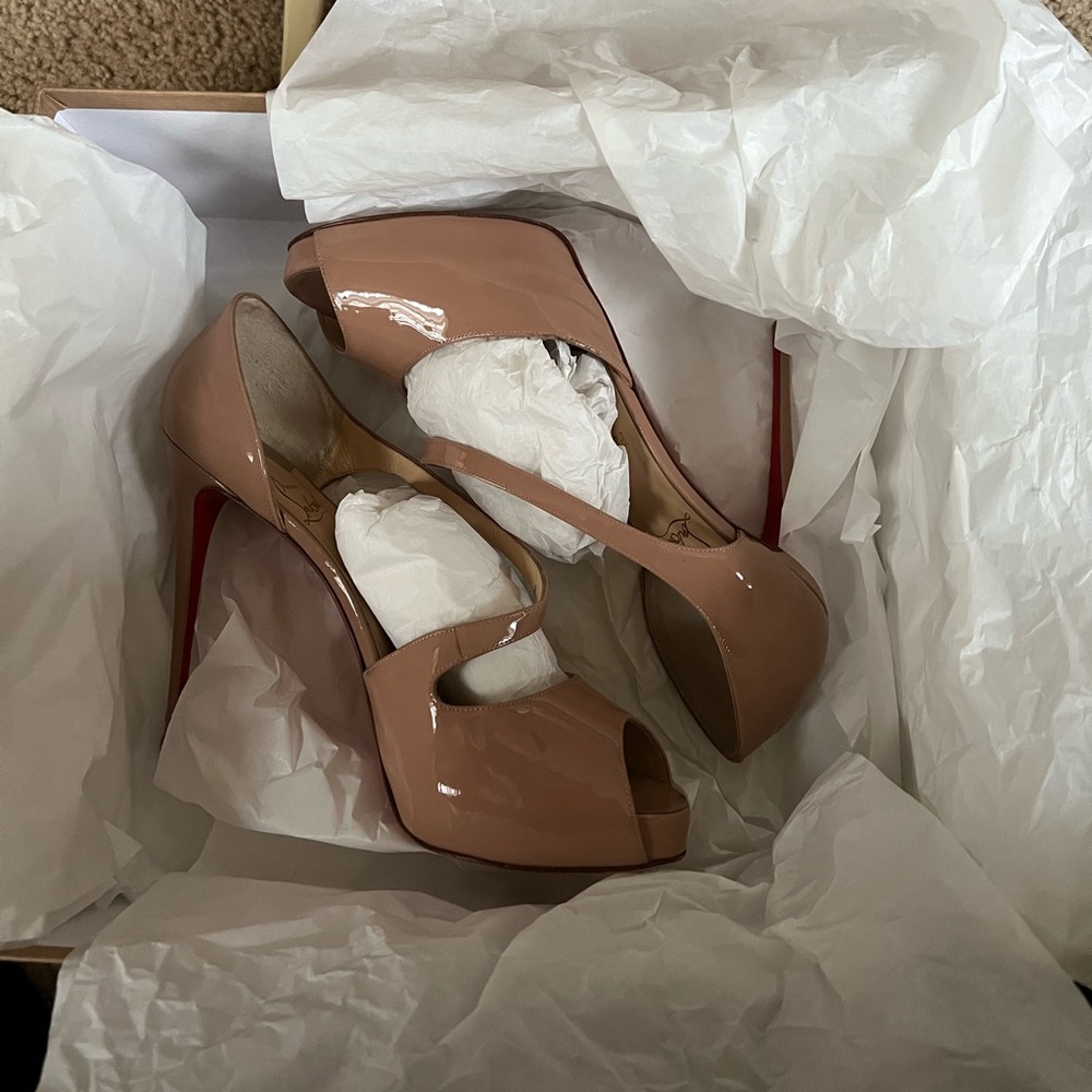 Christian Louboutin peep toe heels size 42